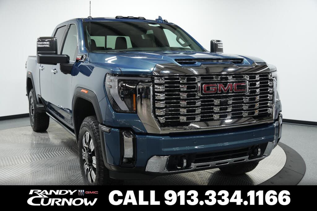 2026 GMC Sierra 2500HD Denali Crew Cab 4WD