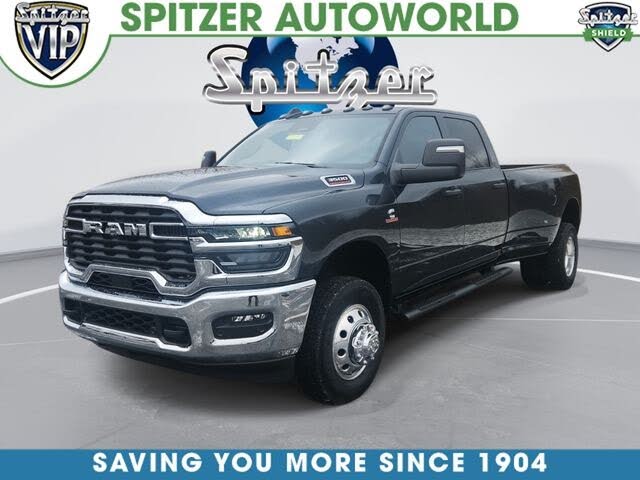 2026 RAM 3500 Tradesman Crew Cab LB DRW 4WD
