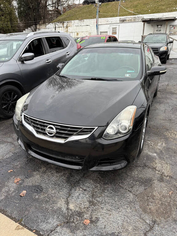 2011 Nissan Altima Coupe 2.5 S