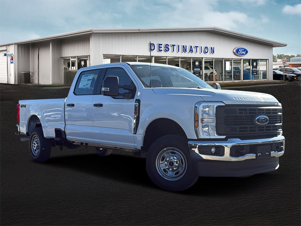 2026 Ford F-250 Super Duty XL Crew Cab 4WD