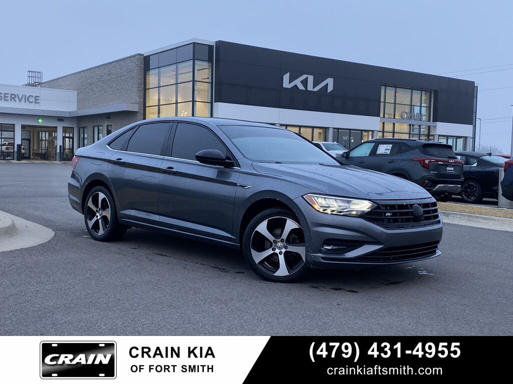 2019 Volkswagen Jetta R-Line FWD