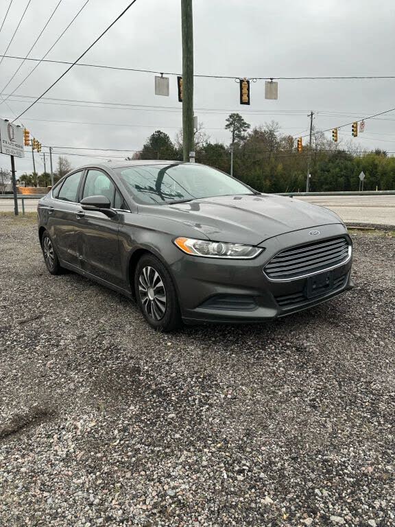 2016 Ford Fusion SE