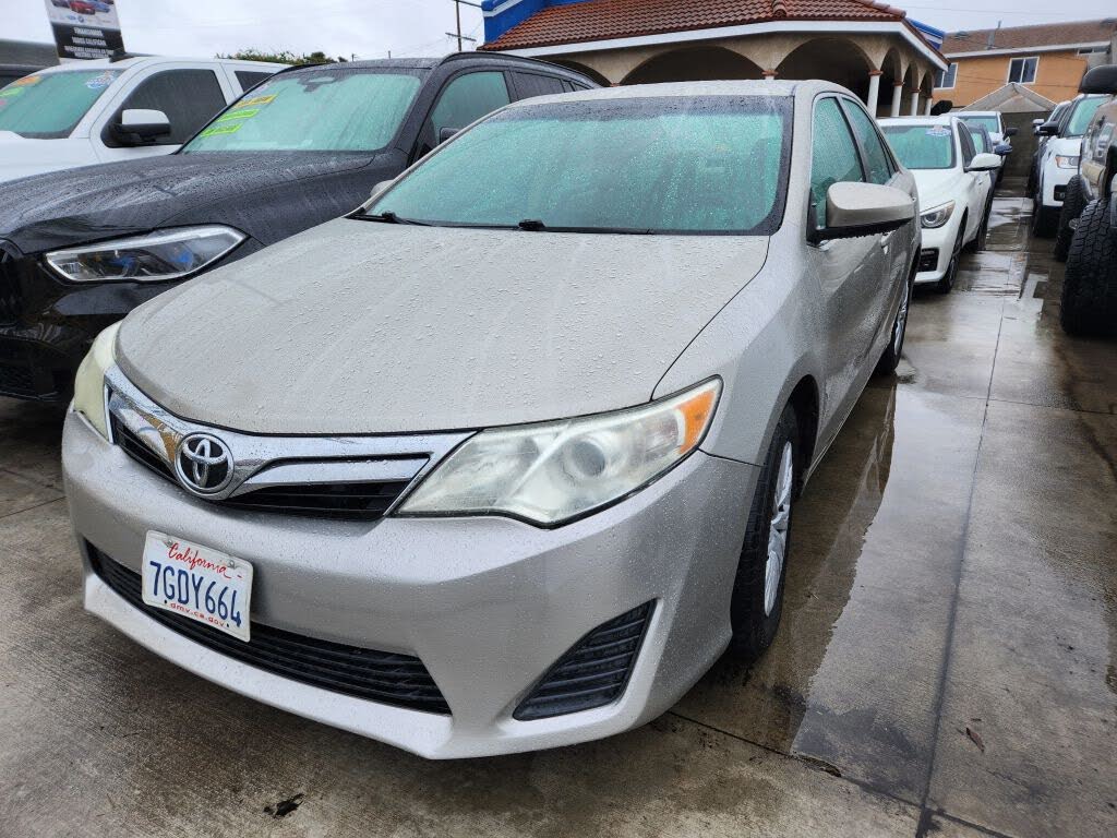 2014 Toyota Camry LE