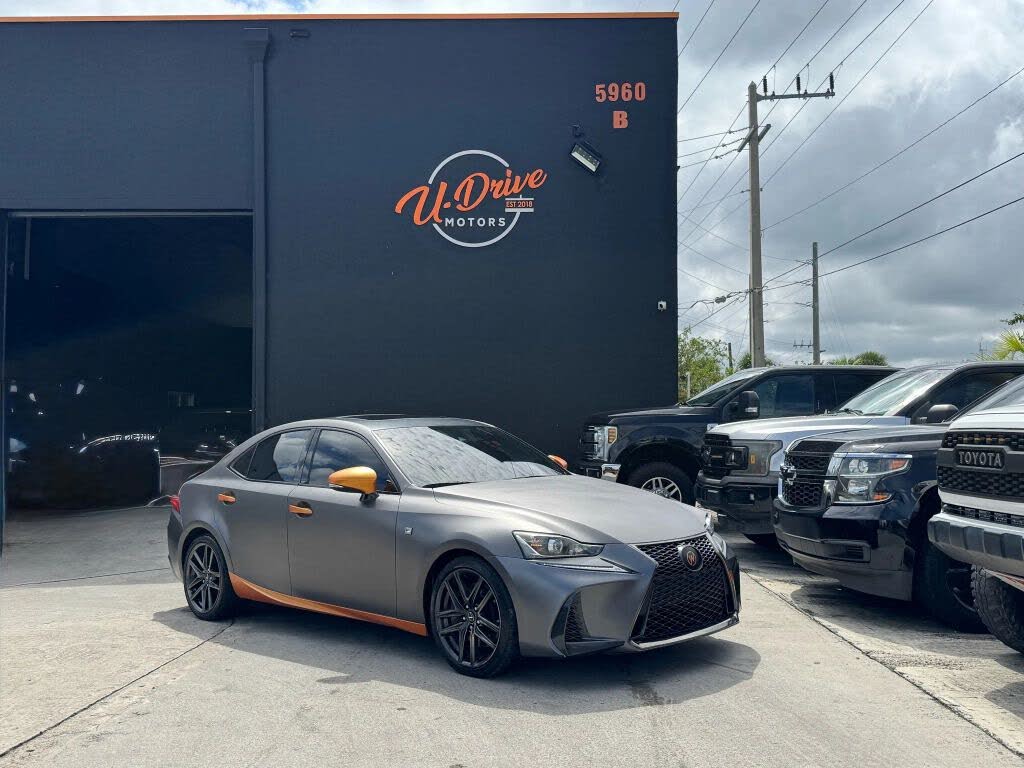 2017 Lexus IS 200t RWD