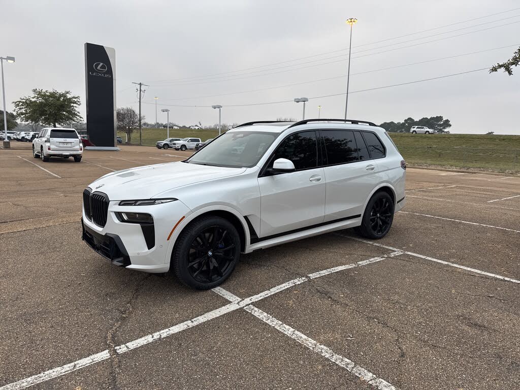 2023 BMW X7 xDrive40i AWD