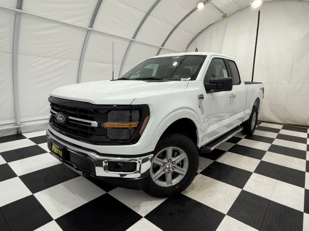 2025 Ford F-150 XLT SuperCab 4WD