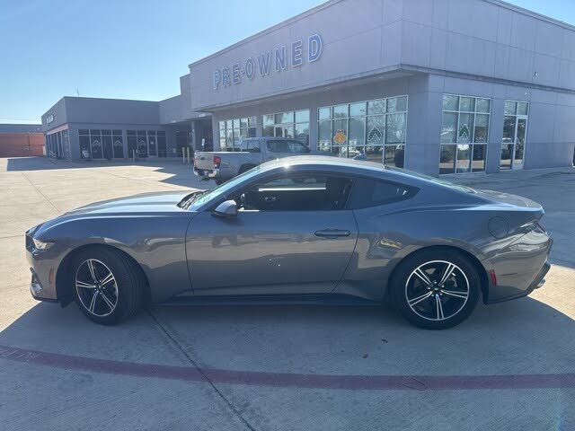 2025 Ford Mustang EcoBoost Fastback RWD