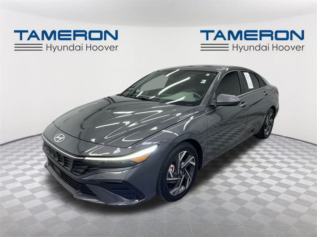 2024 Hyundai Elantra SEL FWD