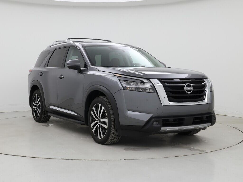 2025 Nissan Pathfinder Platinum 4WD