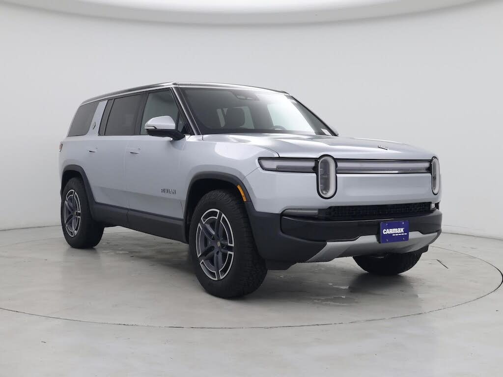 2026 Rivian R1S Adventure Dual Motor AWD