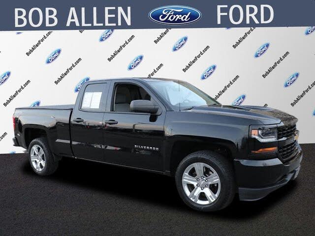 2017 Chevrolet Silverado 1500 Custom Double Cab 4WD