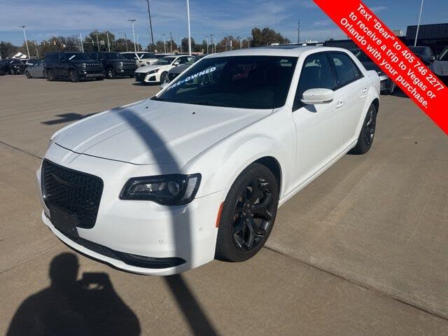 2023 Chrysler 300 S V6 RWD