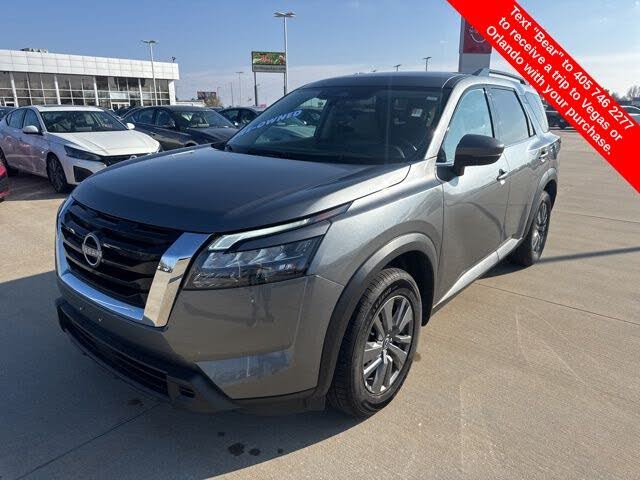 2024 Nissan Pathfinder SV FWD