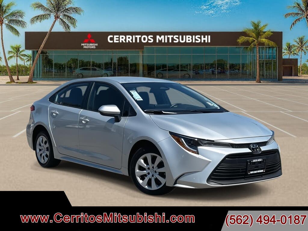 2025 Toyota Corolla LE FWD