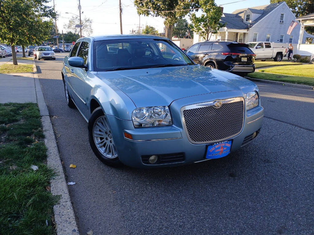 2009 Chrysler 300 Touring RWD