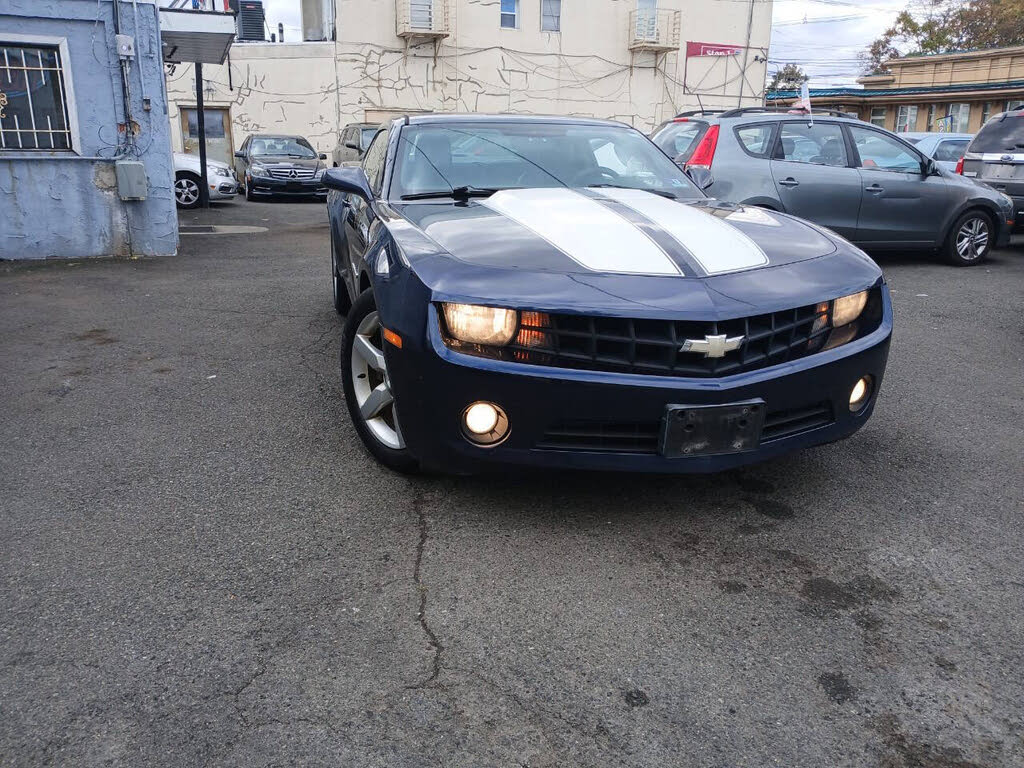 2011 Chevrolet Camaro 2LT Coupe RWD