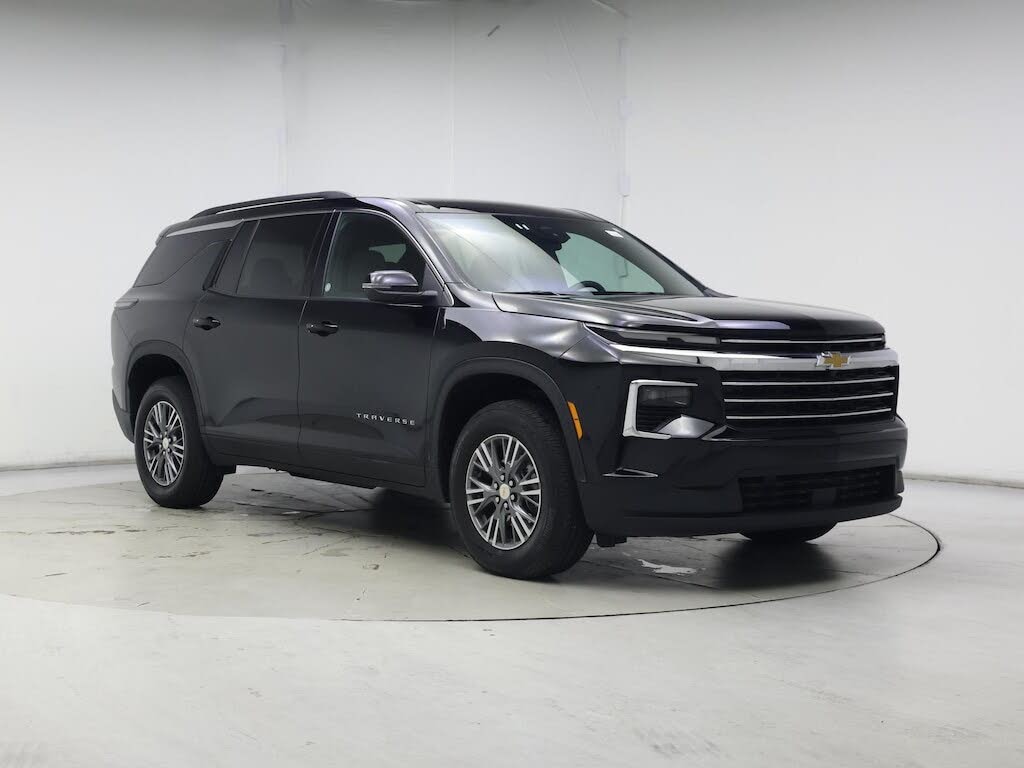 2025 Chevrolet Traverse LT FWD