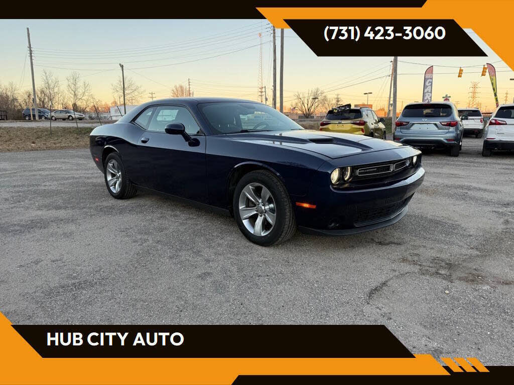 2015 Dodge Challenger SXT RWD