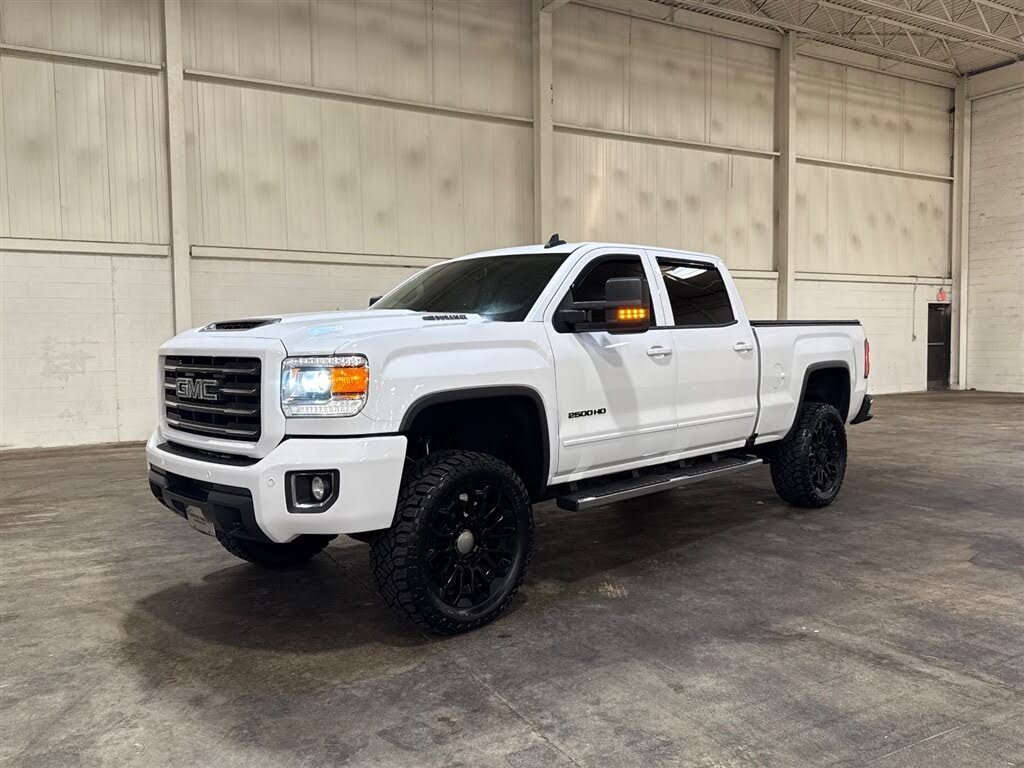 2018 GMC Sierra 2500HD SLT Crew Cab SB 4WD