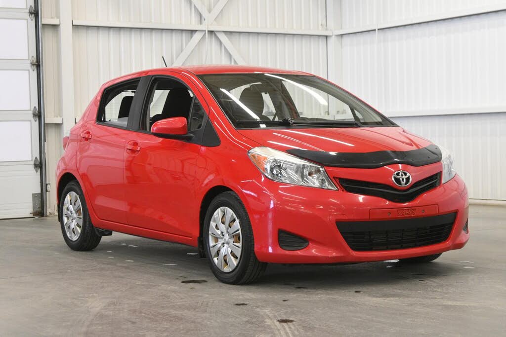 2014 Toyota Yaris LE