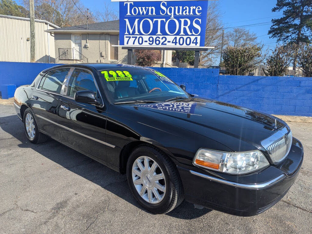 2008 Lincoln Town Car Signature Limited