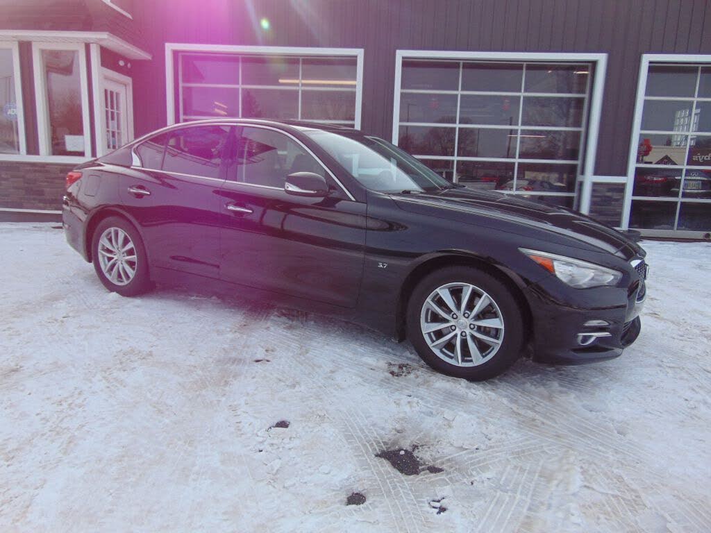2015 INFINITI Q50 3.7 AWD