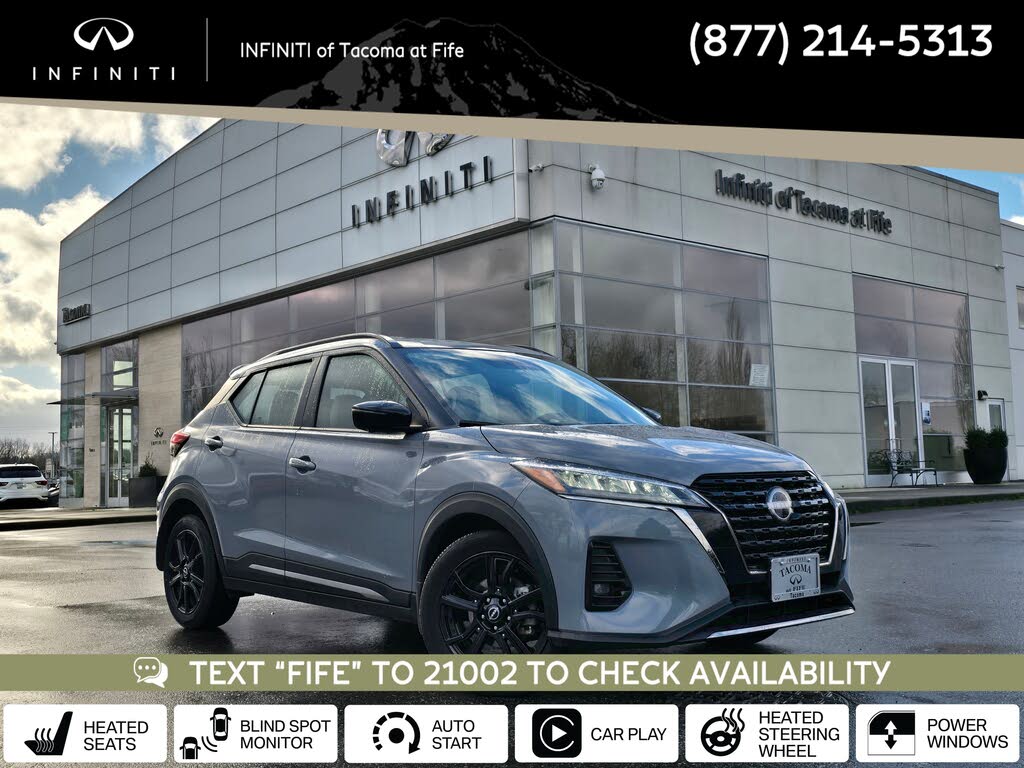 2023 Nissan Kicks SR FWD