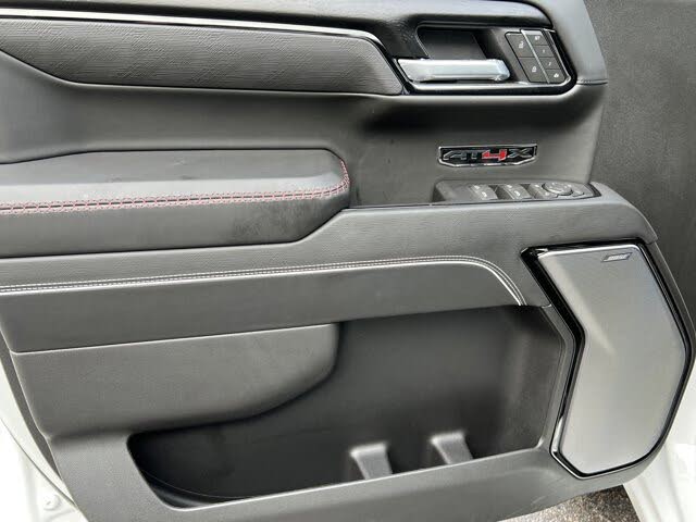 2025 GMC Sierra 1500 AT4X Crew Cab 4WD