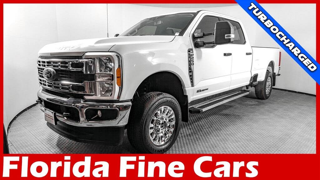 2023 Ford F-250 Super Duty XLT Crew Cab 4WD