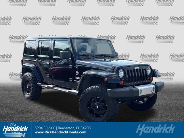 2013 Jeep Wrangler Unlimited Sahara 4WD