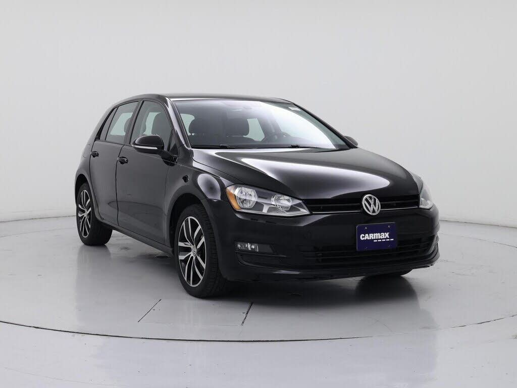 2017 Volkswagen Golf TSI SE 4-Door FWD