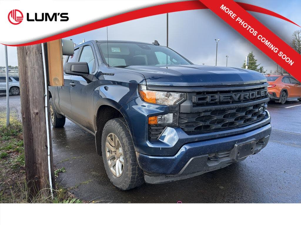 2023 Chevrolet Silverado 1500 Custom Crew Cab 4WD