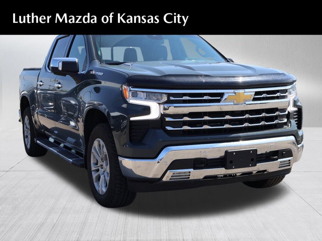 2025 Chevrolet Silverado 1500 LTZ Crew Cab 4WD