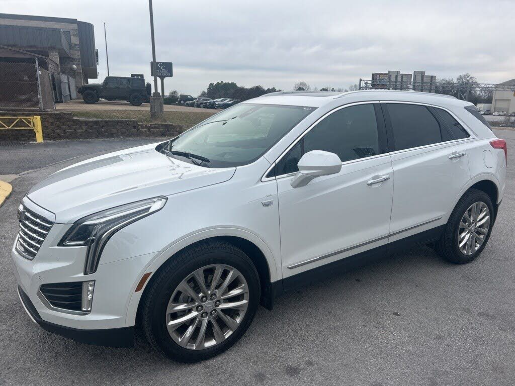 2017 Cadillac XT5 Platinum AWD