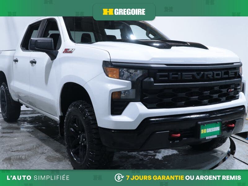 Chevrolet Silverado 1500 Custom Trail Boss Crew Cab 4WD 2023