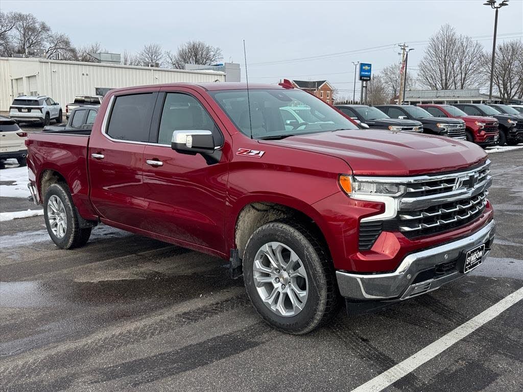 2026 Chevrolet Silverado 1500 LTZ Crew Cab 4WD