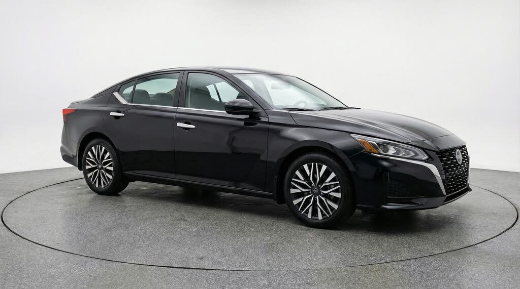 2025 Nissan Altima 2.5 SV FWD