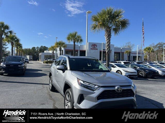 2023 Toyota RAV4 XLE FWD