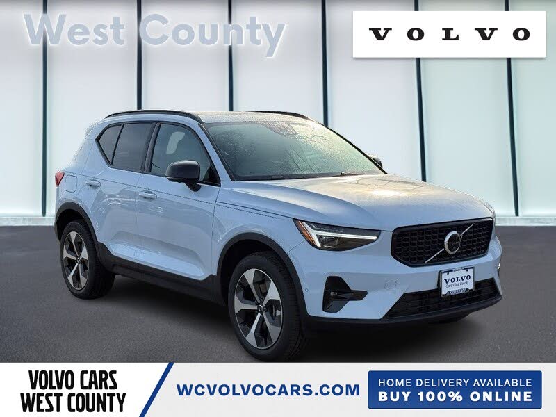 2026 Volvo XC40 B5 Plus AWD