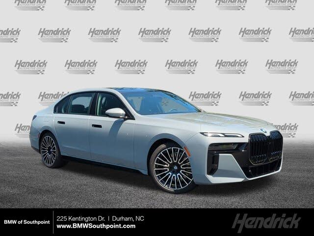 2025 BMW 7 Series 740i xDrive