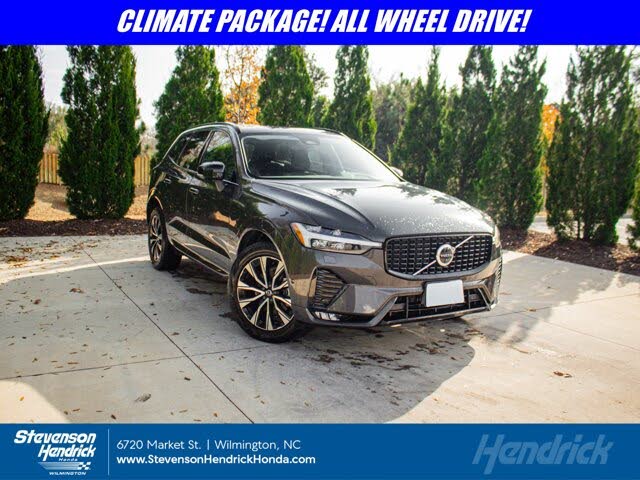 2025 Volvo XC60 B5 Plus Dark Theme AWD