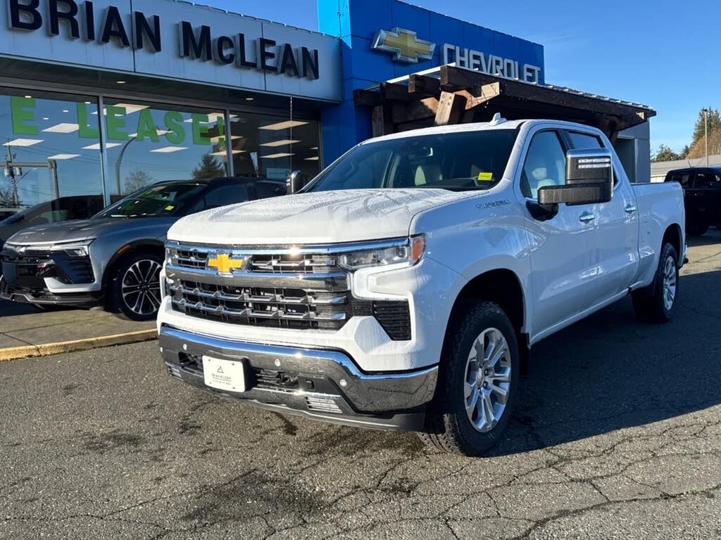 2026 Chevrolet Silverado 1500 LTZ Crew Cab 4WD