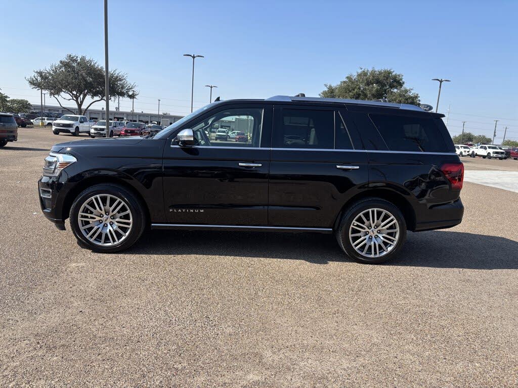 2022 Ford Expedition Platinum RWD