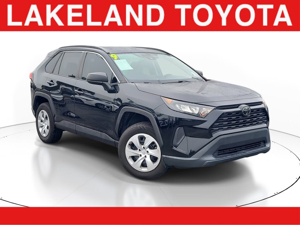 2019 Toyota RAV4 LE FWD