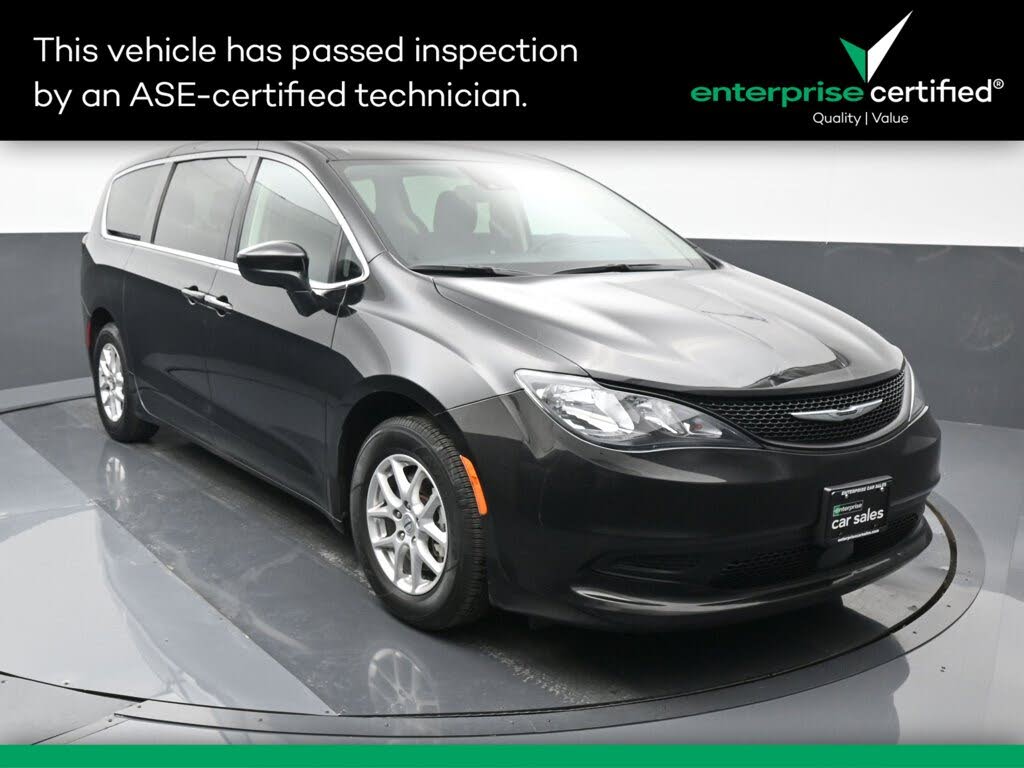 2023 Chrysler Voyager LX FWD