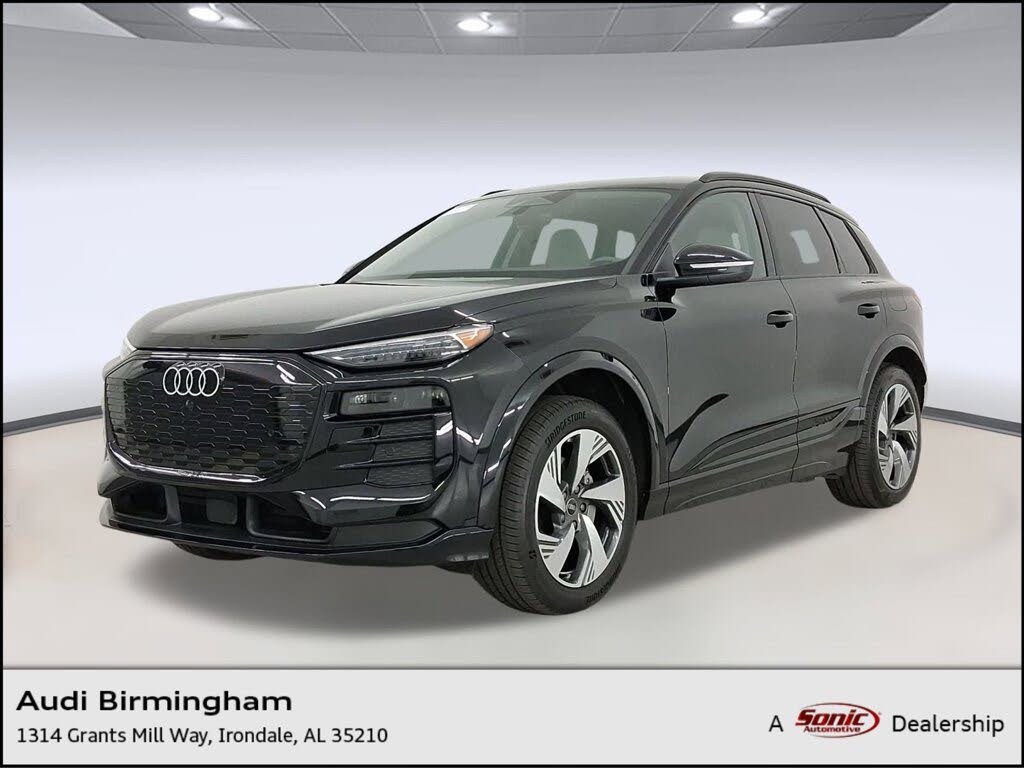 2025 Audi Q6 e-tron quattro Premium Plus