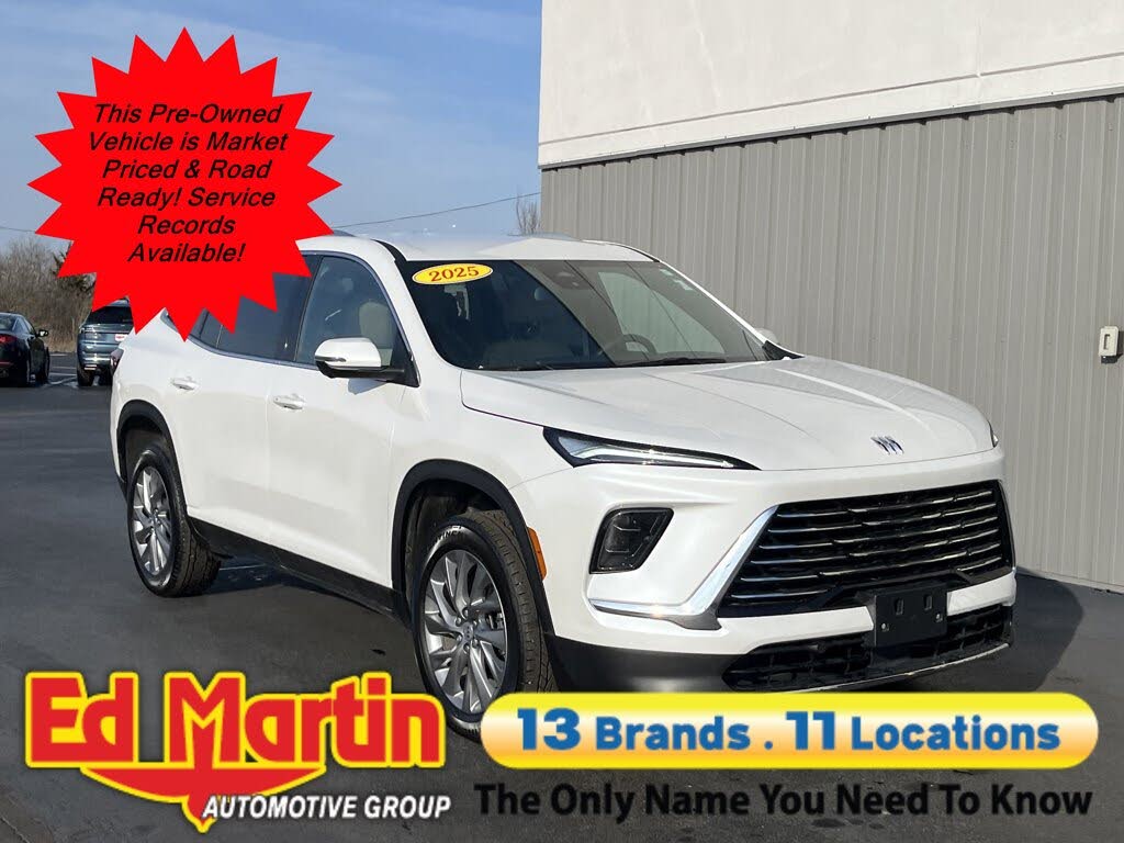 2025 Buick Enclave Preferred FWD