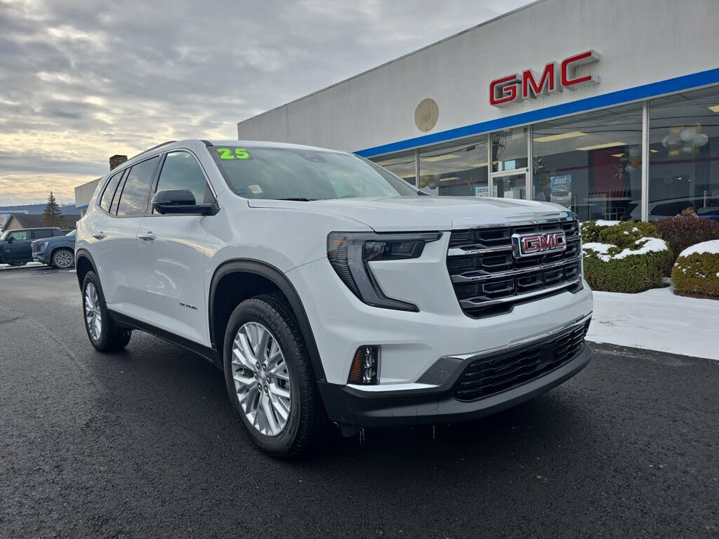 2025 GMC Acadia Elevation FWD