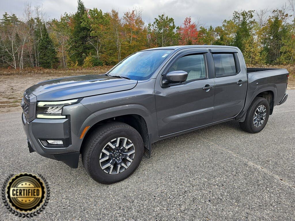 2025 Nissan Frontier SL Crew Cab 4WD