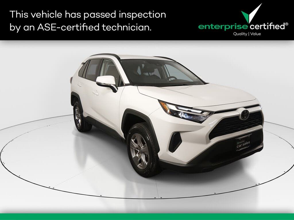 2025 Toyota RAV4 XLE FWD